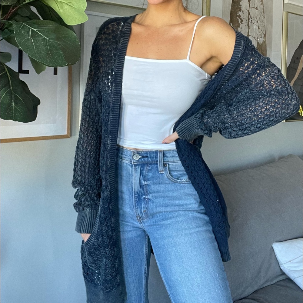 NAVY CABLE KNIT CARDIGAN WITH POCKETS